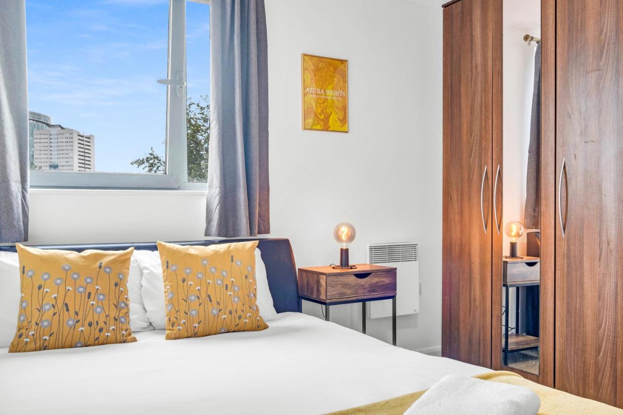 Stylish 4Th Floor 2 Bedroom En Suite City Centre Apartment With Parking By Azura Nights Birmingham Extérieur photo